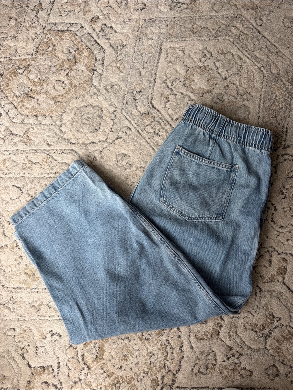 GAP Light Blue Pull-on Barrel Elastic-Waist Jeans